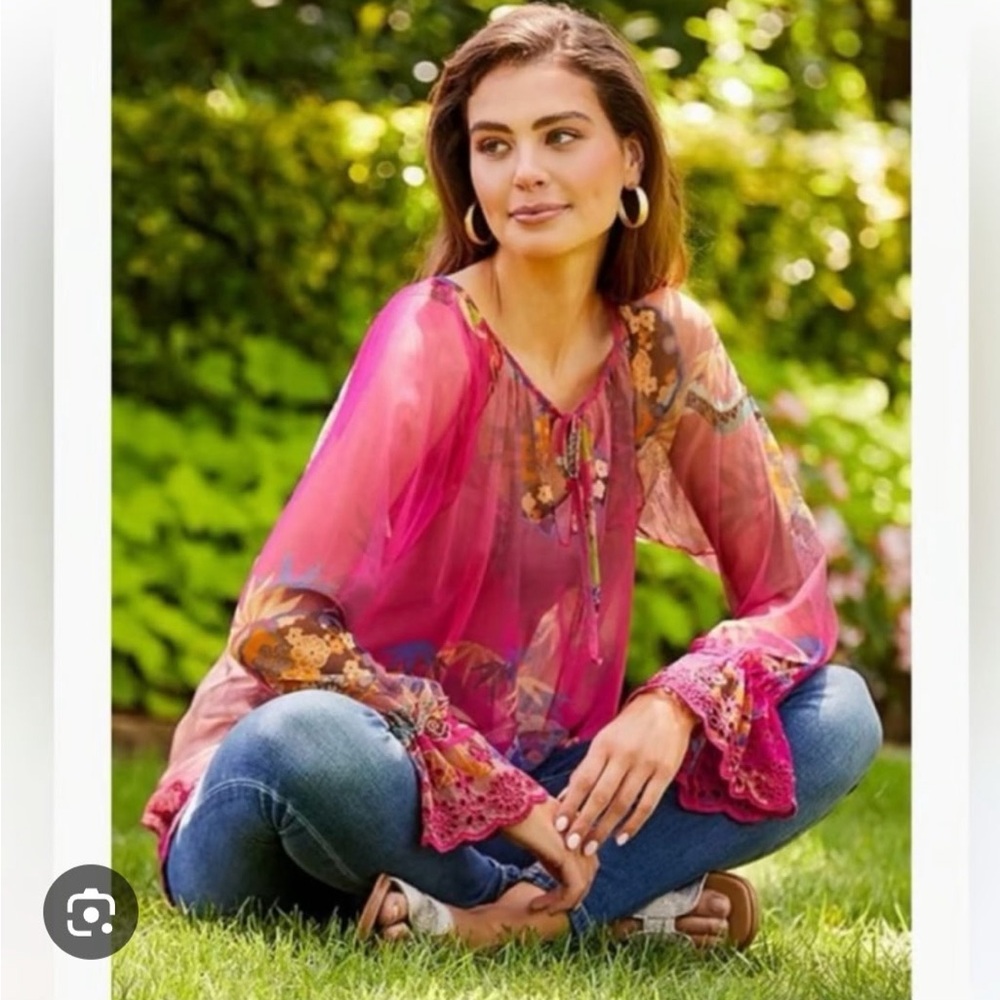 Johnny Was Mazzy peasant Floral Blouse ( slip ) Dralion